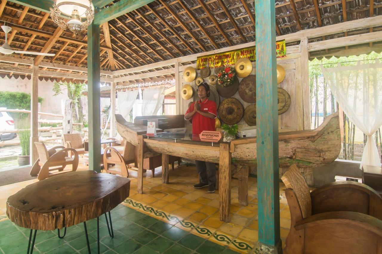 Kampung Lawasan Heritage Cottage Maguwo Eksteriør bilde