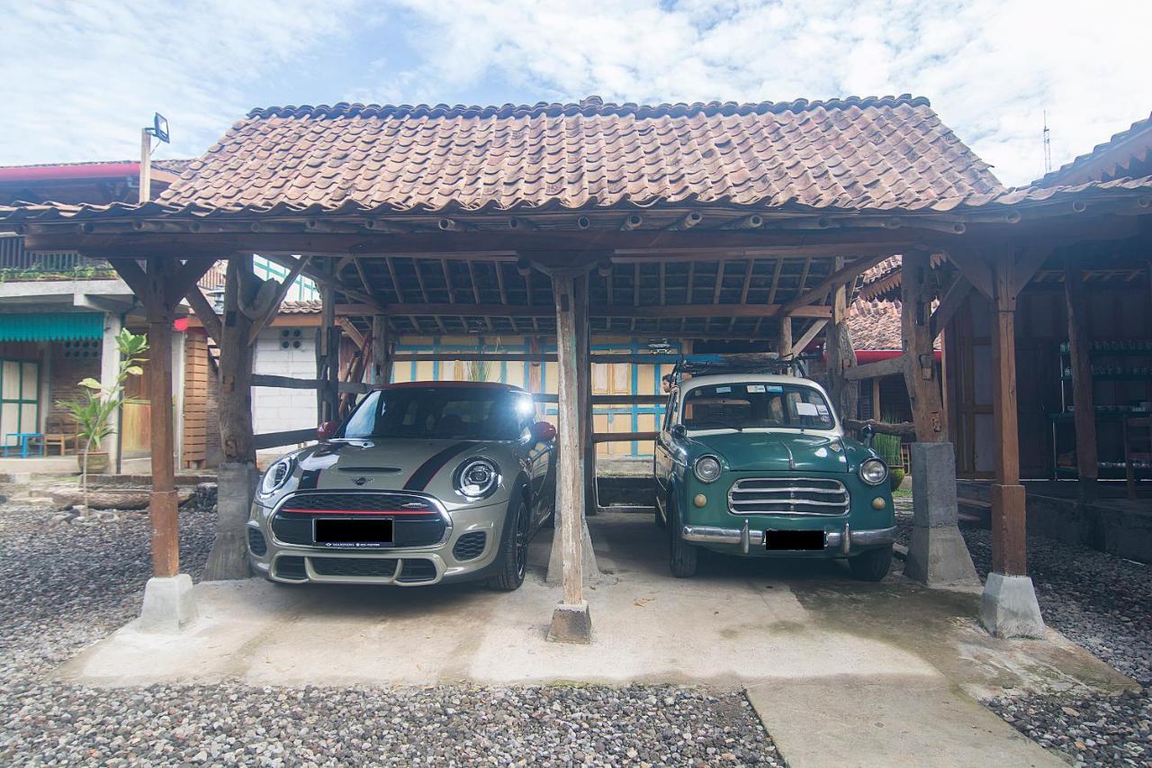 Kampung Lawasan Heritage Cottage Maguwo Eksteriør bilde